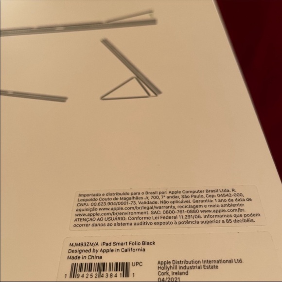 Apple Smart Folio for iPad Pro 11-Inch (3rd Generation) - Black - Picture 13 of 15